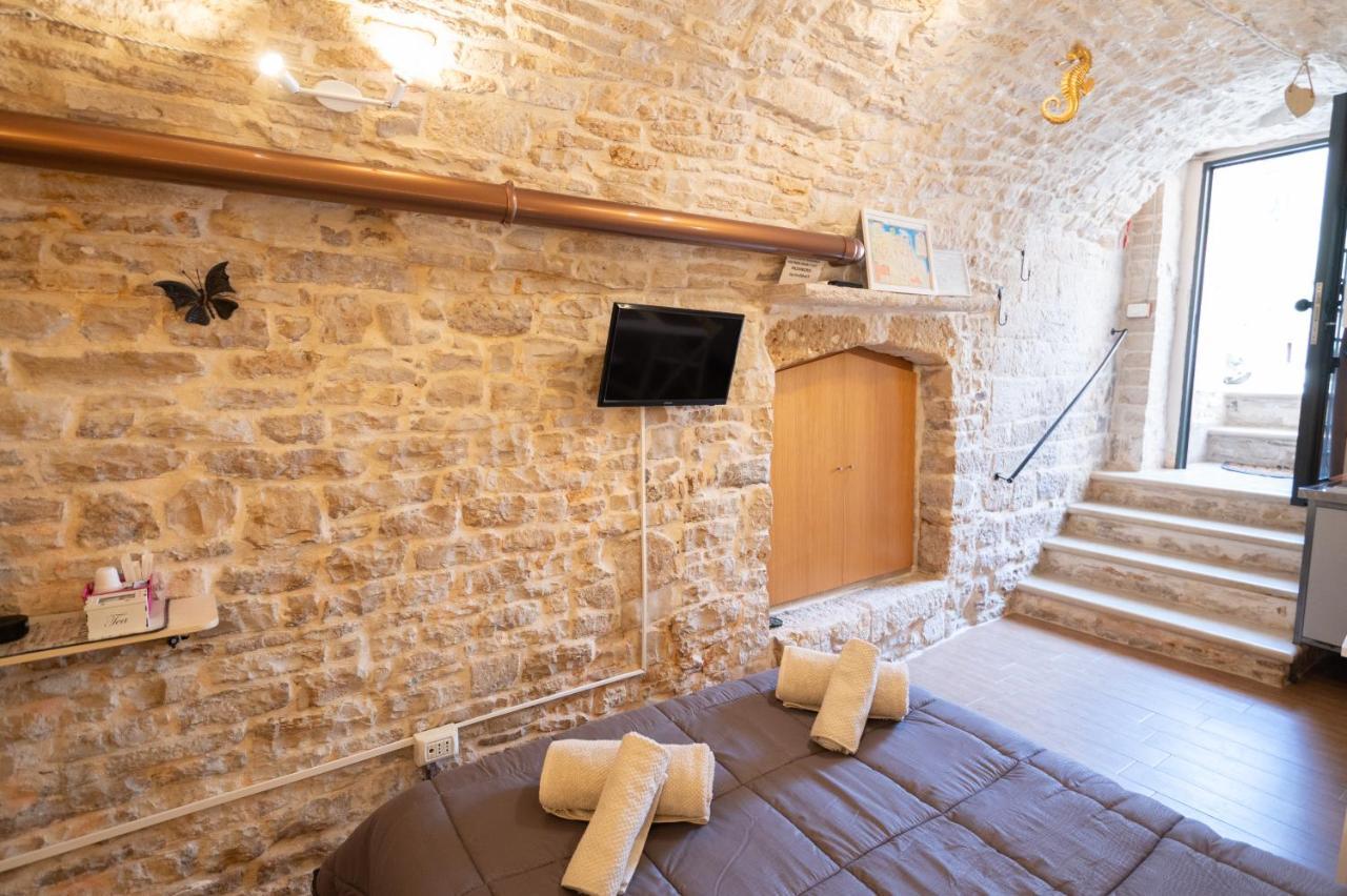 Hotel Piccola Pietra Bianca Giovinazzo Exterior foto