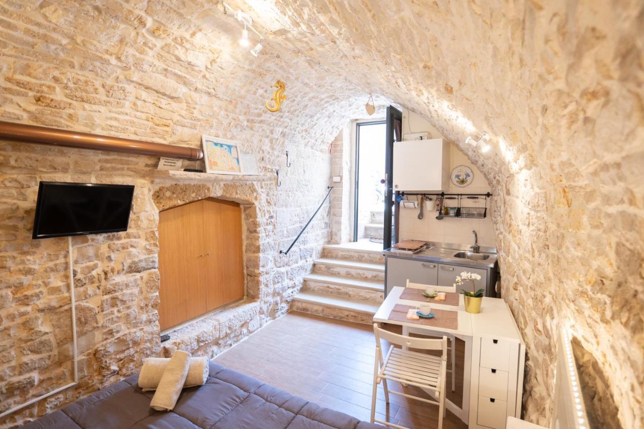 Hotel Piccola Pietra Bianca Giovinazzo Exterior foto