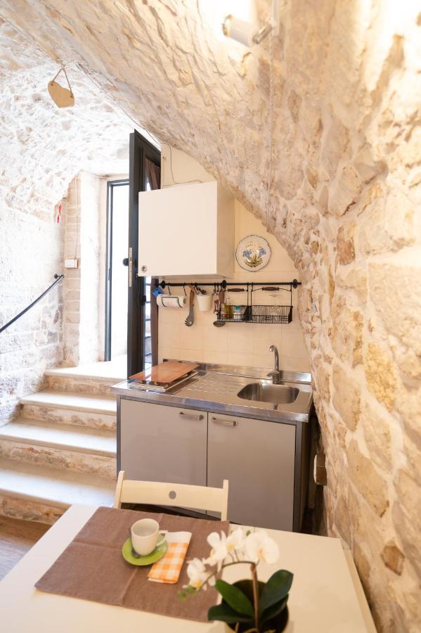 Hotel Piccola Pietra Bianca Giovinazzo Exterior foto