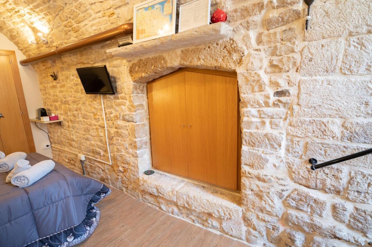 Hotel Piccola Pietra Bianca Giovinazzo Exterior foto